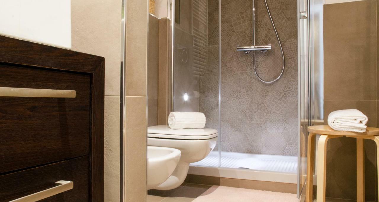 Flowers Apartment Joivy 25 Como Dış mekan fotoğraf