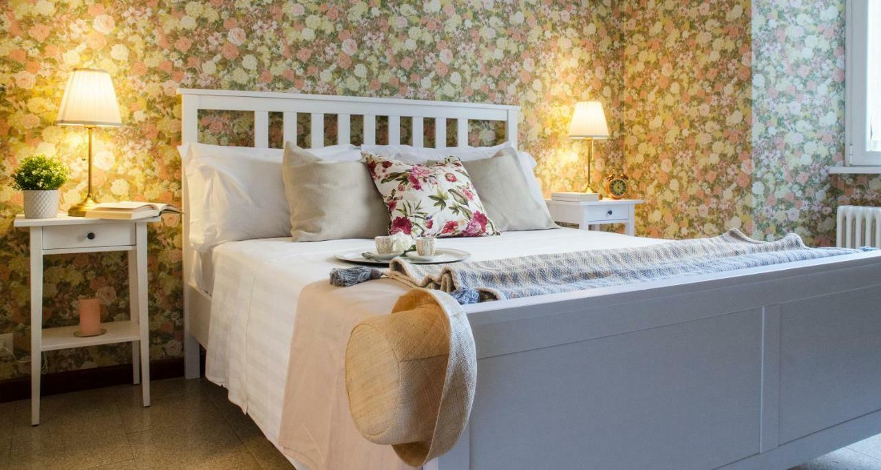 Flowers Apartment Joivy 25 Como Dış mekan fotoğraf