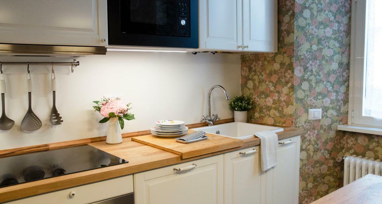 Flowers Apartment Joivy 25 Como Dış mekan fotoğraf