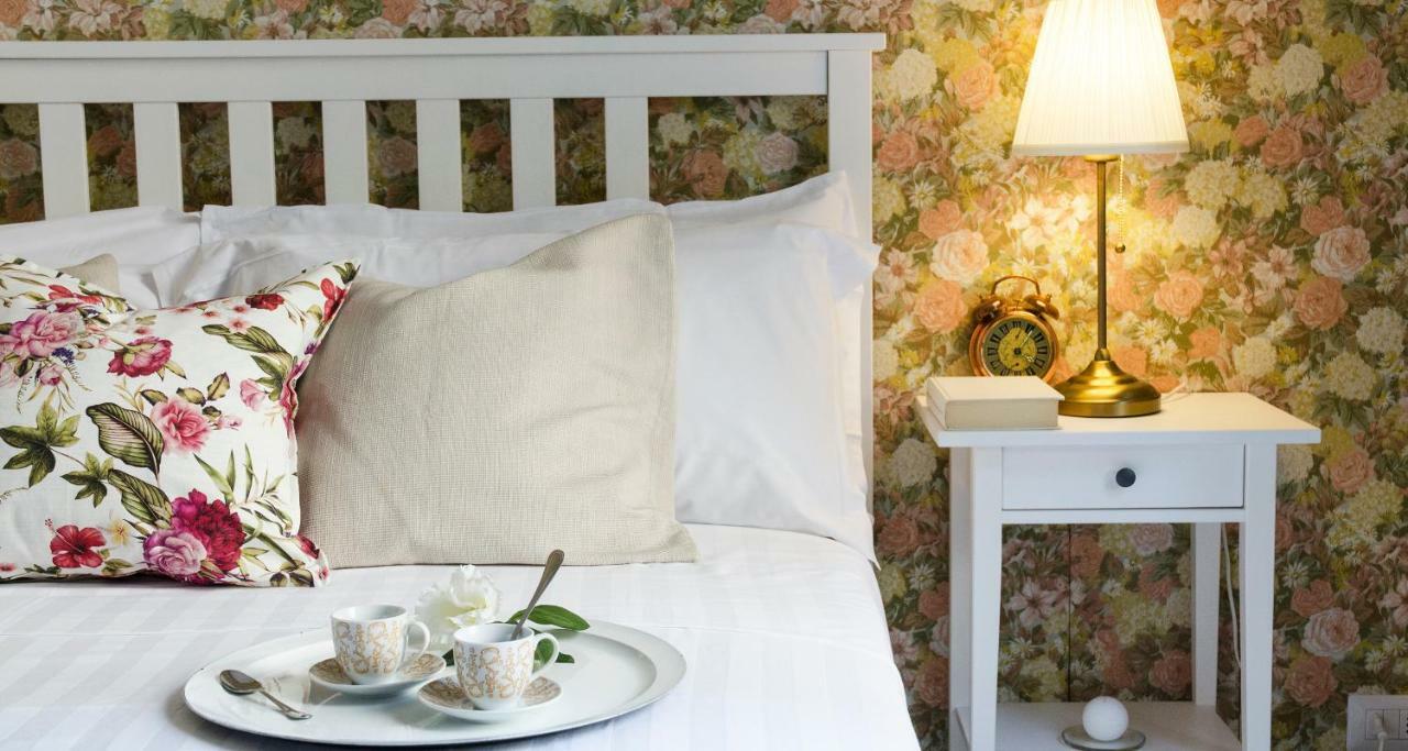 Flowers Apartment Joivy 25 Como Dış mekan fotoğraf